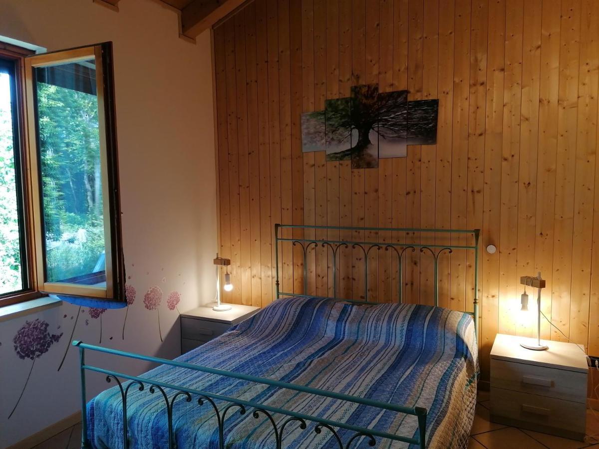 Agriturismo bio Apipoli Lucino Esterno foto