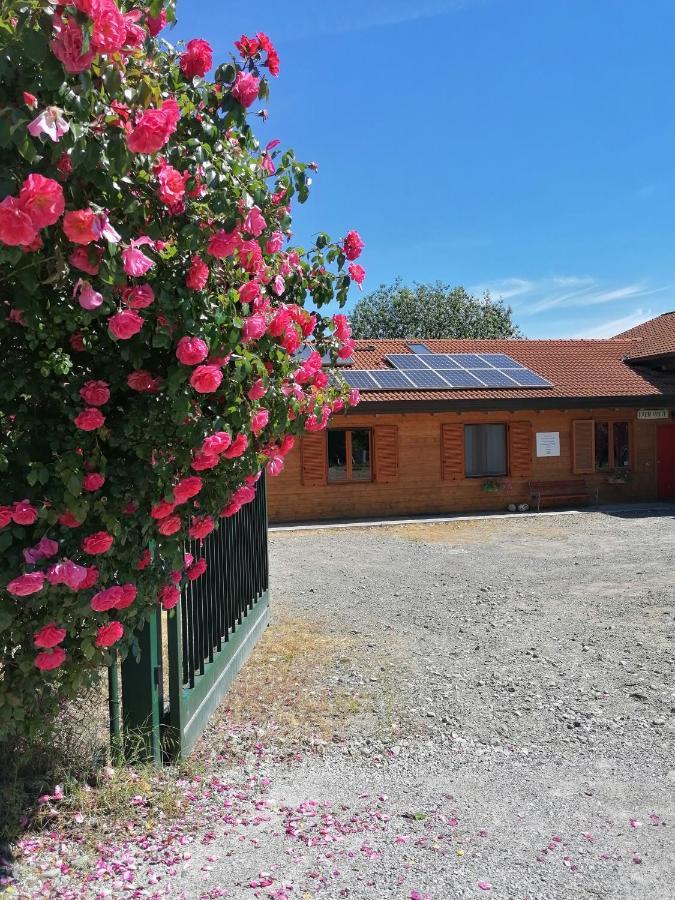 Agriturismo bio Apipoli Lucino Esterno foto