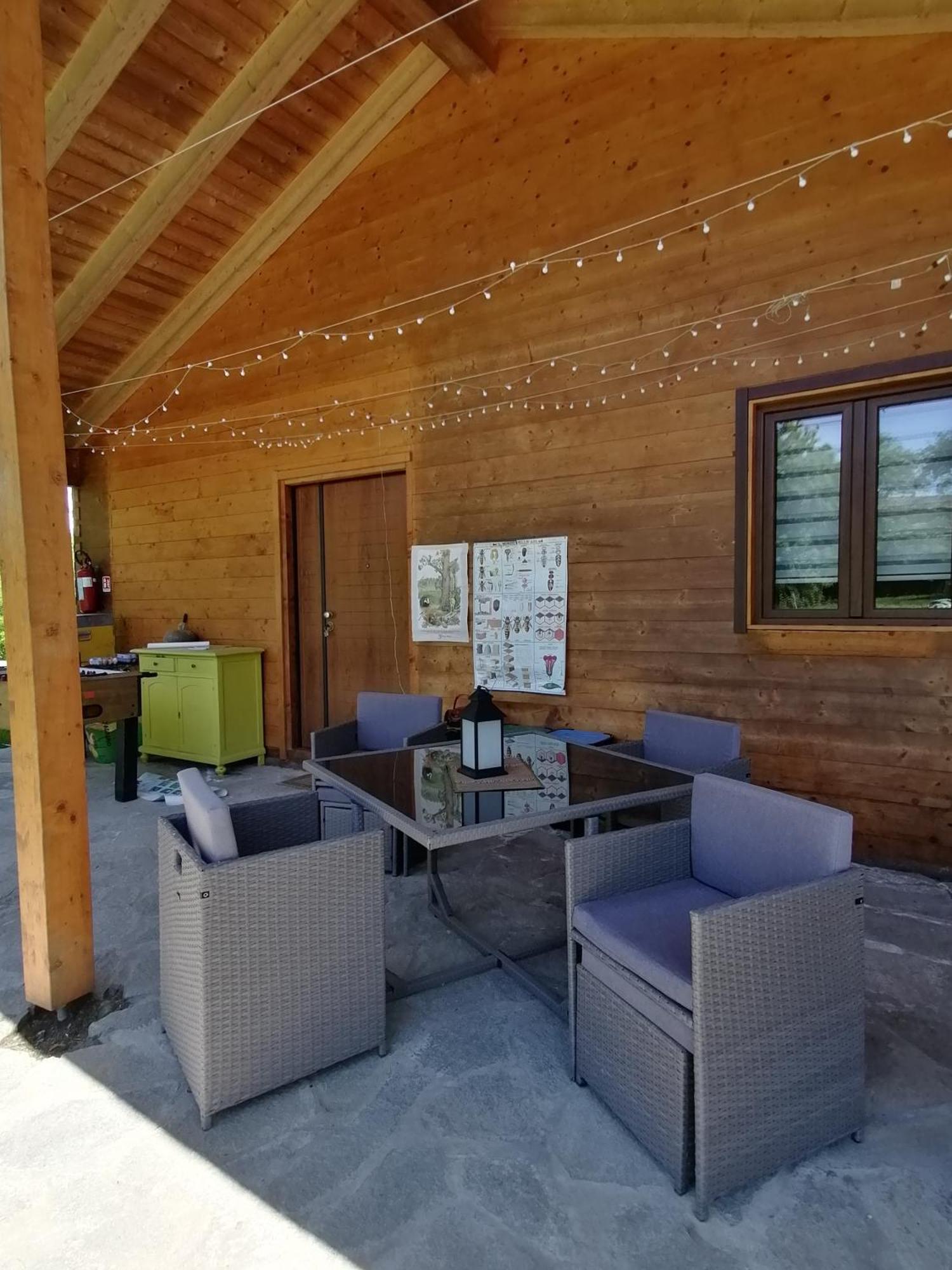 Agriturismo bio Apipoli Lucino Esterno foto